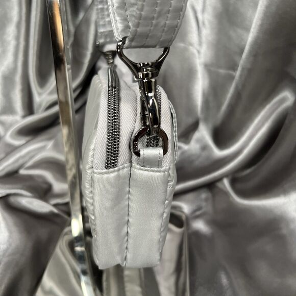 LUG Quilted Coupe SE‎ Convertible Crossbody Waist Belt Bag Purse Silver Summer - Picture 14 of 16